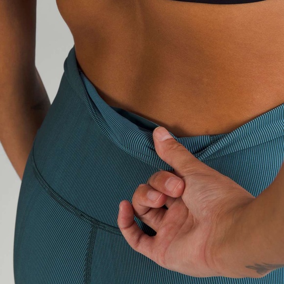 Lululemon Base Pace High-Rise Tight 25" *Two-Tone Ribbed - Picture 5 of 12